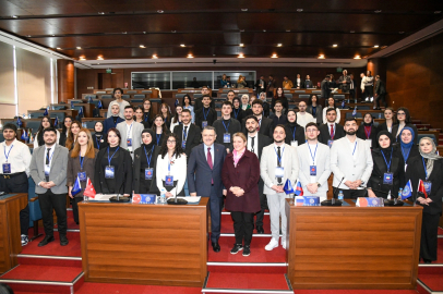 Trabzon'da gençlerle diplomasi ve kültür buluşması