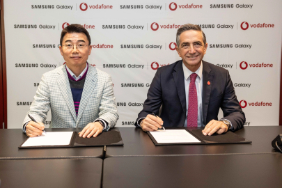 Vodafone ve Samsung’dan YENİ 5G’li Cihaz İşbirliği