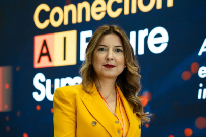 Swarm Connection, AI FutureSummit'te yapay zeka odaklı karar mekanizmasını tanıttı