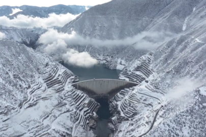 DSİ: Deriner Barajı 2025’te rekor elektrik üretti