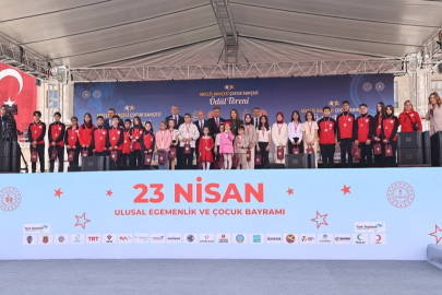 Meclis Bahçesi çocuklarla şenlendi